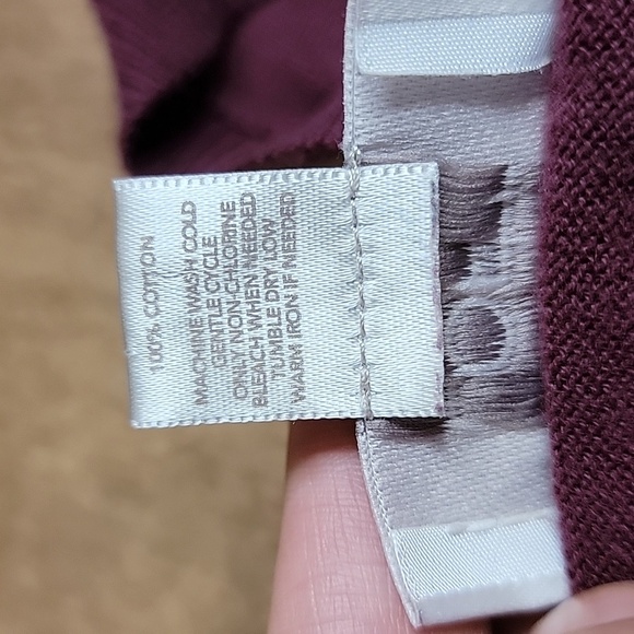 Women's Loft Crewneck Cardigan, Maroon, Medium, Pre-owned EUC - Picture 7 of 7